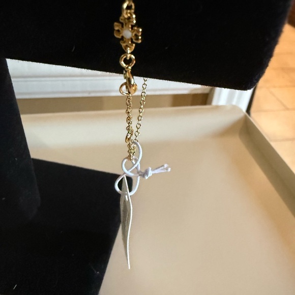 Tory Burch Elegant Gold with pave crystals Bracelet - Picture 4 of 4